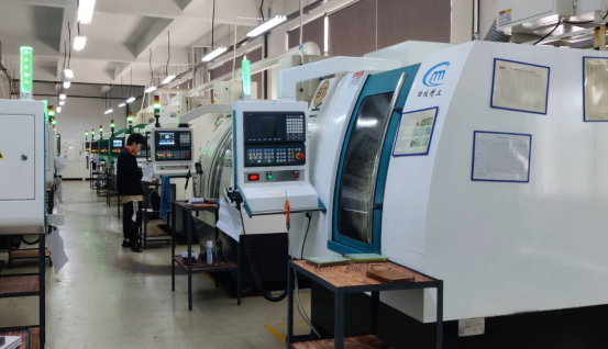 会昌 “五一”假期不停工 企业生产忙 软件开发